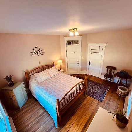Laurel River Club Bed & Breakfast Or Lrcbnb Dryfork Exterior foto